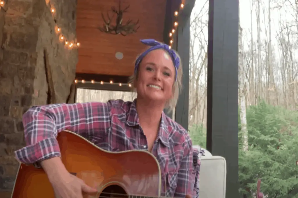 Let’s Enjoy Miranda Lambert Singing Bluebird On Her Porch Country