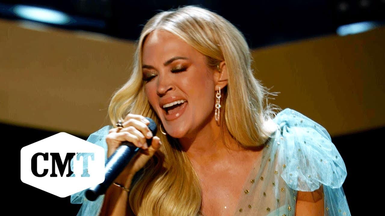 Carrie Underwood Performs “Go Rest High On That Mountain”